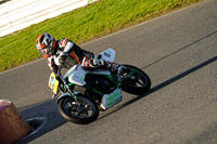 enduro-digital-images;event-digital-images;eventdigitalimages;mallory-park;mallory-park-photographs;mallory-park-trackday;mallory-park-trackday-photographs;no-limits-trackdays;peter-wileman-photography;racing-digital-images;trackday-digital-images;trackday-photos